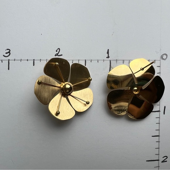 Large Gold Flower Stud Earrings - Elegant Floral Earrings - Floral Dangle Studs - Picture 5 of 5